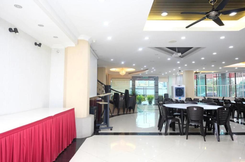 Rayyan Soffea Hotel Kota Bharu Exterior photo